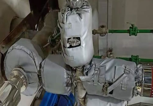 高溫管道<a href=http://m.jcc.org.cn/e/tags/?tagname=%E4%BF%9D%E6%B8%A9%E9%9A%94%E7%83%AD target=_blank class=infotextkey>保溫隔熱</a>衣